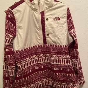 North Face Quarter Zip Pull Over
